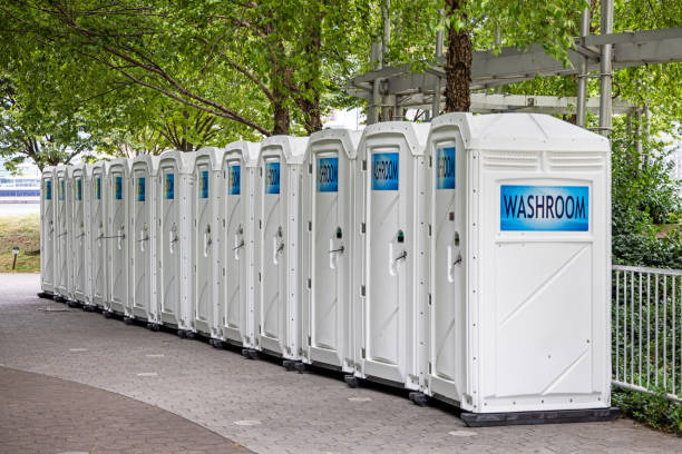 Best High-end porta potty rental  in Shinnston, WV